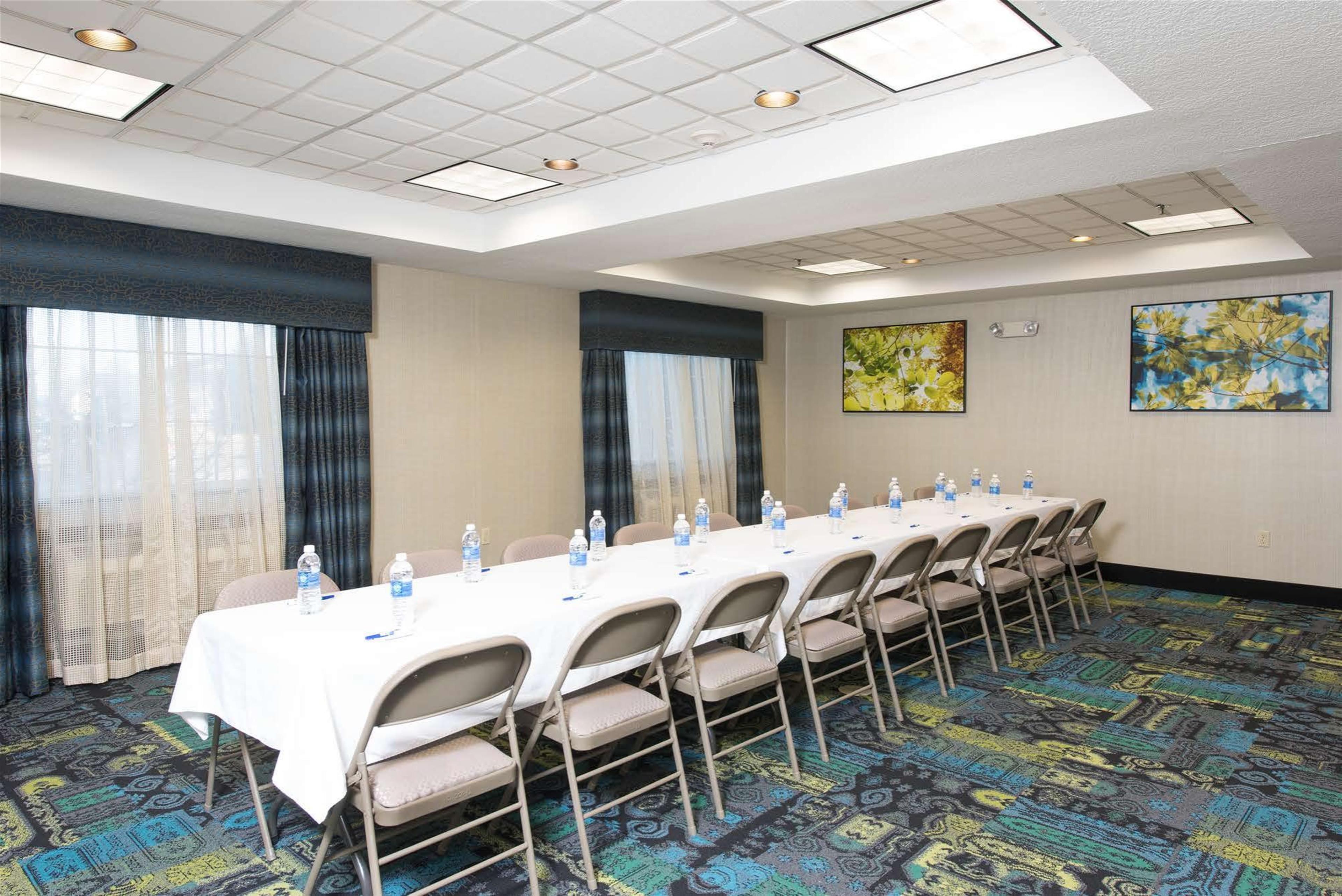 Holiday Inn Express & Suites Danville By Ihg Buitenkant foto