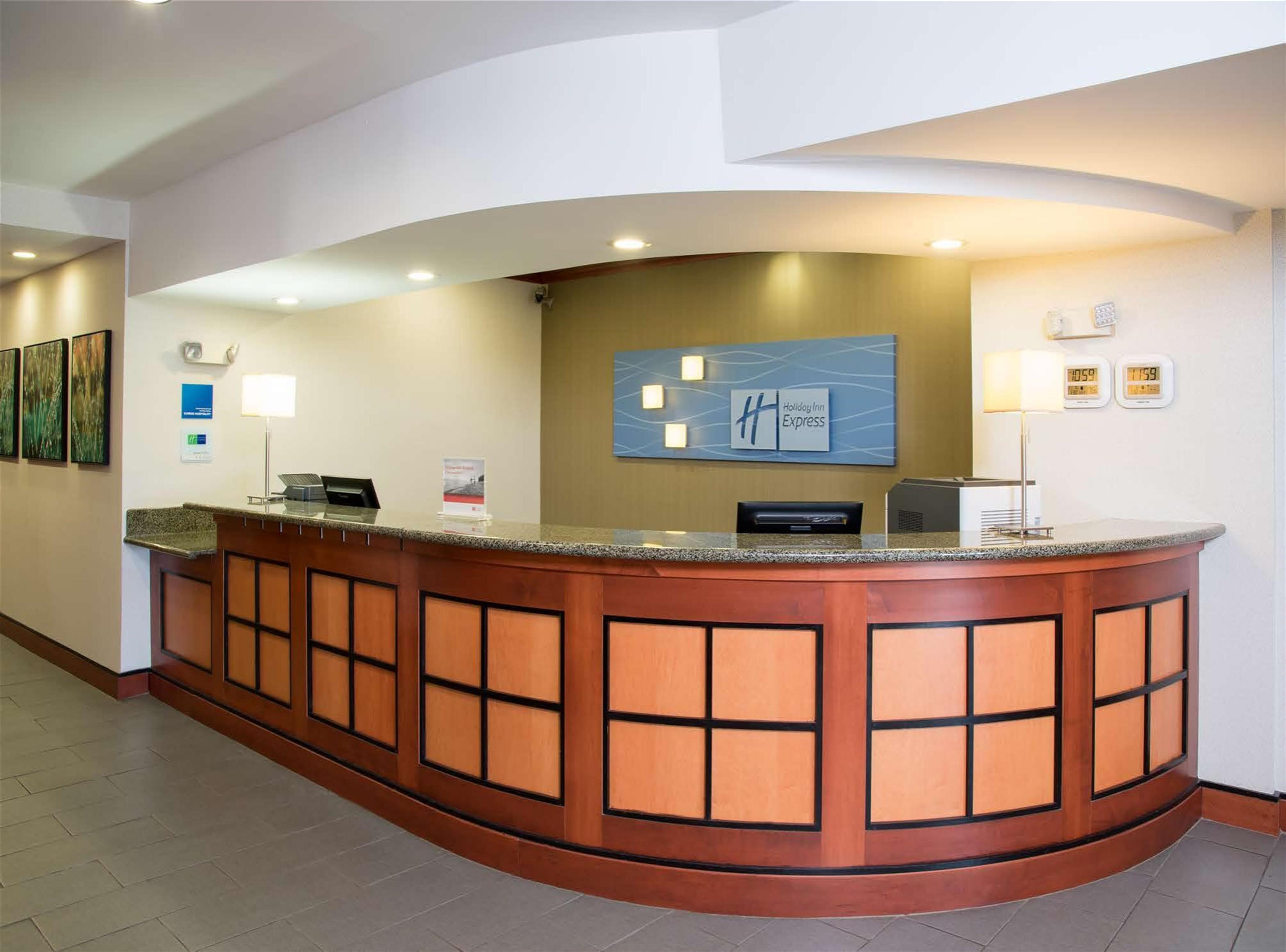 Holiday Inn Express & Suites Danville By Ihg Buitenkant foto